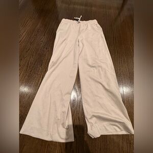 Vuori halo Wide-Leg Lounge Pants in heather ecru